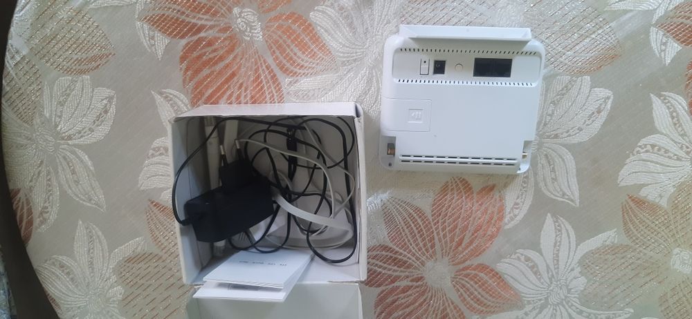 Продаётся роутер симкарточный новый