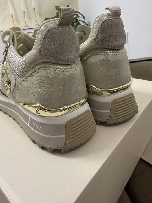 Adidasi Liu Jo marimea 39