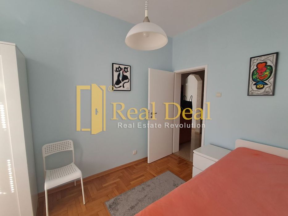 Дава се под наем Тристаен апартамент в София, Център - 70 кв.м за 698.19 € - Снимка #9