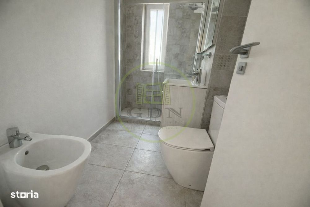Apartament 3 camere open space, 104.9 mp, cartier Craiovita, zona Mall