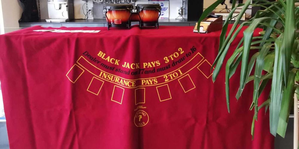 покривка за карти (Блек Джек) + обувка