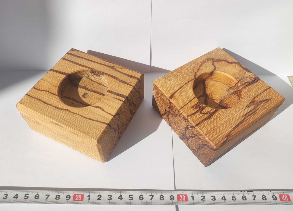 Дървени свещници