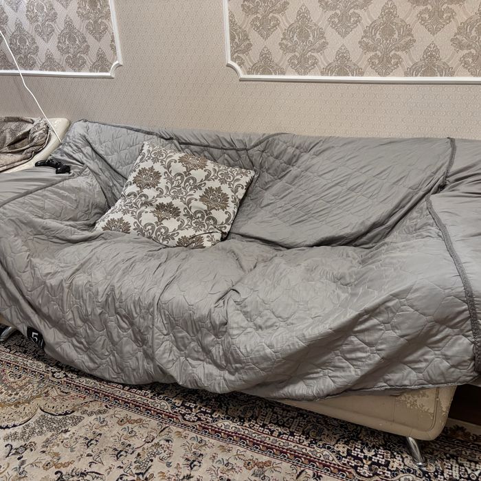 Диван б/у отдам даром