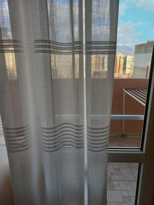 Перде чисто ново