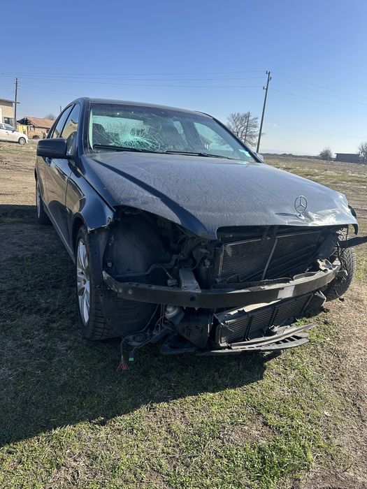 НА ЧАСТИ Mercedes-benz C180CDI C-class W204 om651 мерцедес в204