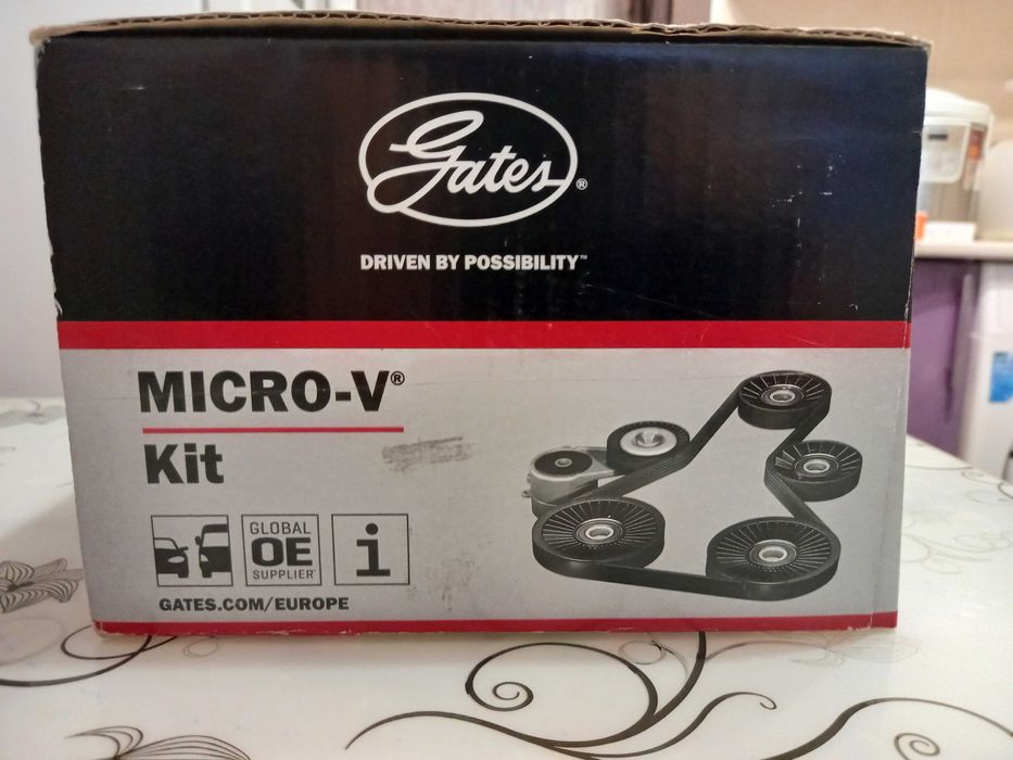 Ремень приводной поликлиновый Gates K015PK1123. Оригинальный комплект