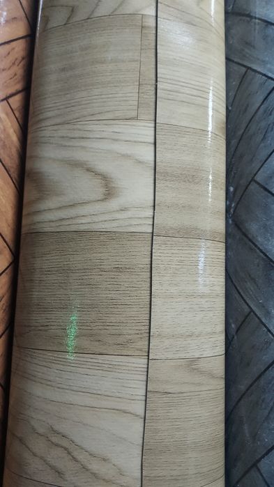 Linoleu 2m lat x 20m lung (40 m patrati), 1.2mm grosime 530 lei bucata