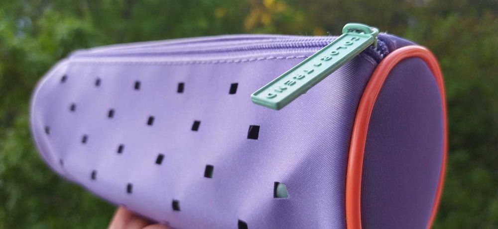 Portfarduri cosmetice Avon -2 modele