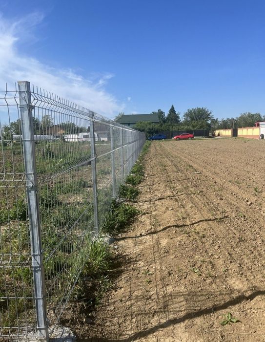Vând garduri si porti din plasa bordurata
