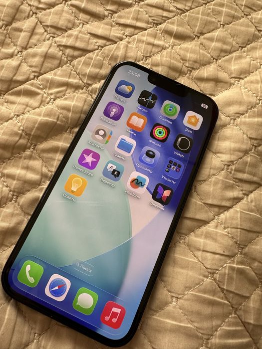 Apple 14 в хорошем состояний