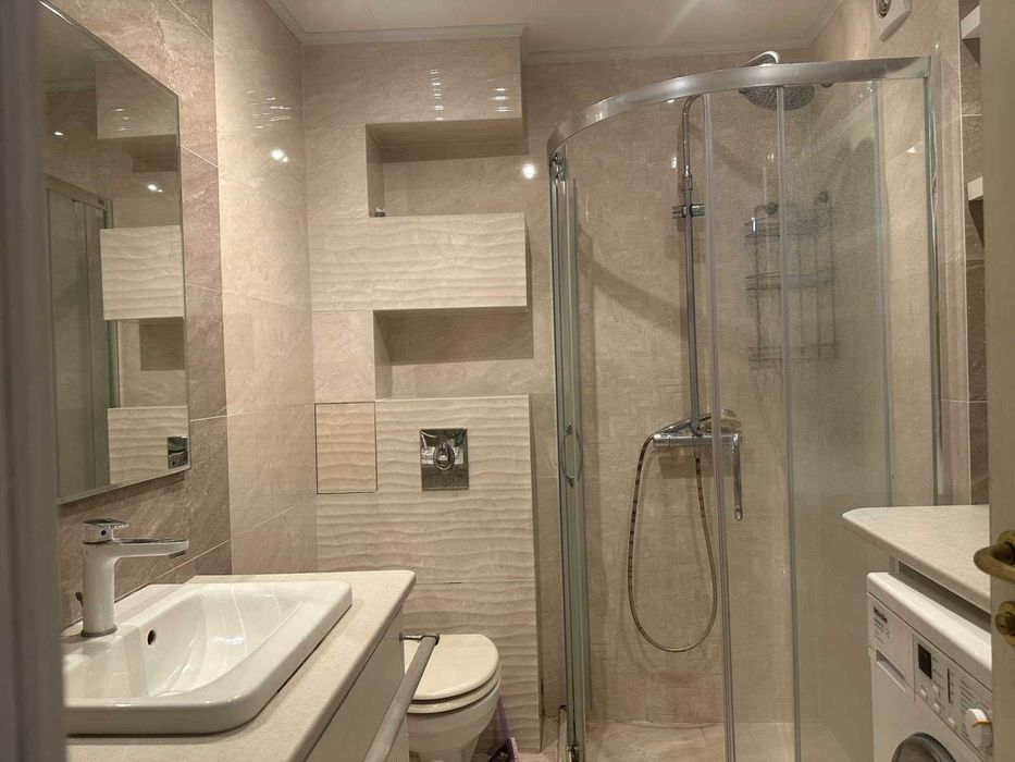 Продава се Тристаен апартамент в Стара Загора, Център - 90 кв.м за 935 €/кв.м - Снимка #3