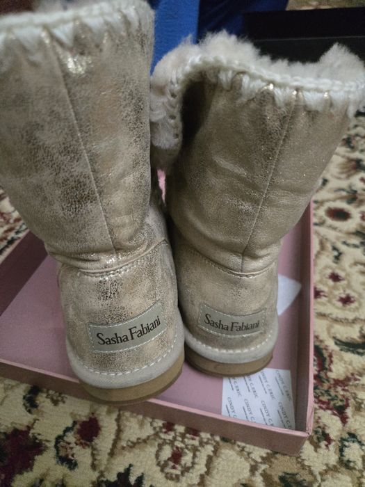 Продаю угги от бренда Саша Фабиани