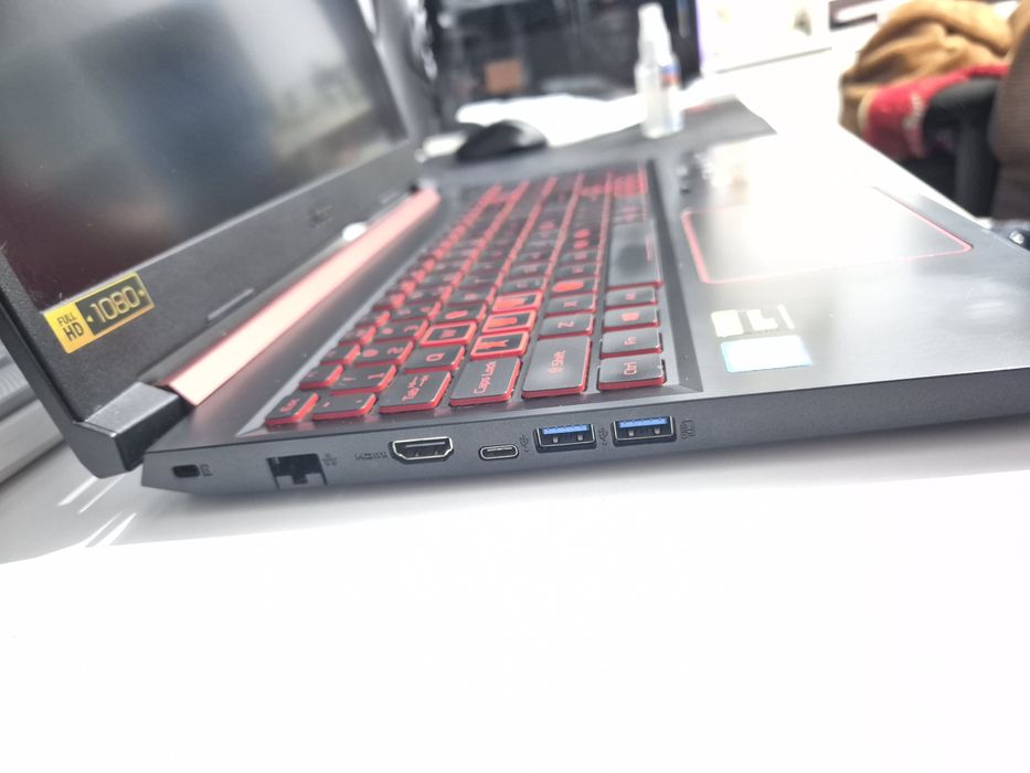 Laptop gaming Acer Nitro5 15.6 - i5 9300h/16GB Ram/GTX 1650/SSD256 M.2