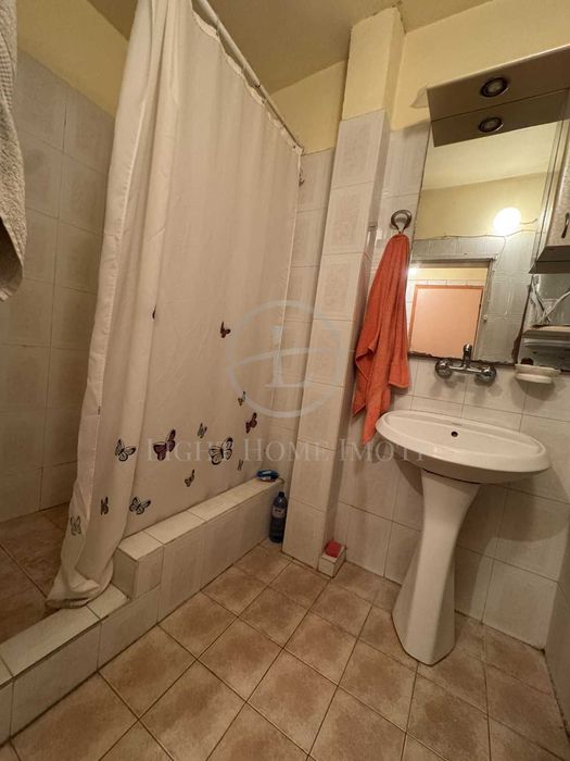 Продава се Тристаен апартамент в Пловдив, Каменица 1 - 102 кв.м за 1275 €/кв.м - Снимка #14