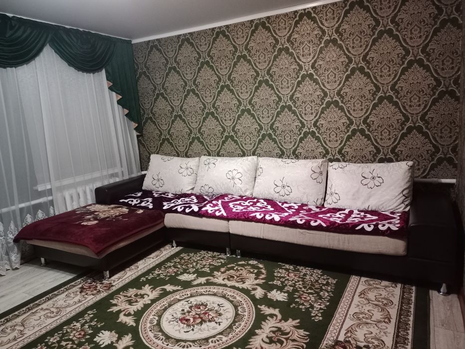 Продам диван за 15000