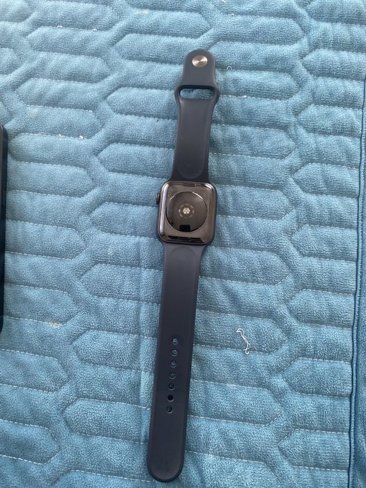 продам айфон 13 идеал, и Apple Wath