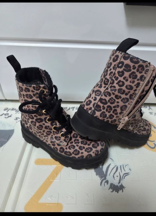 Ghete H&M Mărimea 27