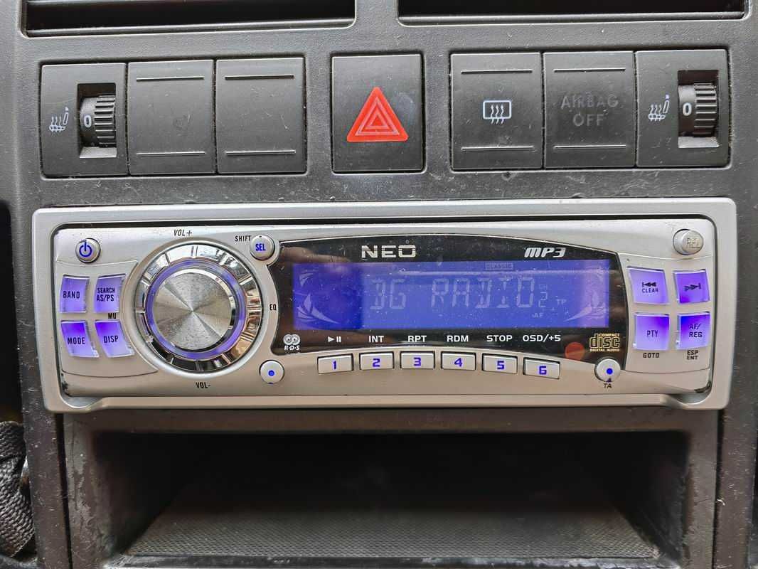 Продавам CD за автомобил-Neo гр. Ямбол Военен полигон Боровец • OLX.bg