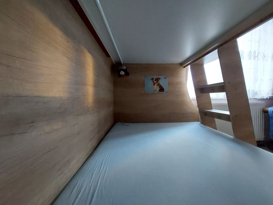 Pat supraetajat cu saltele incluse