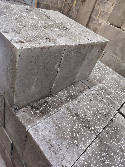 Пеноблок, Полестиролблок