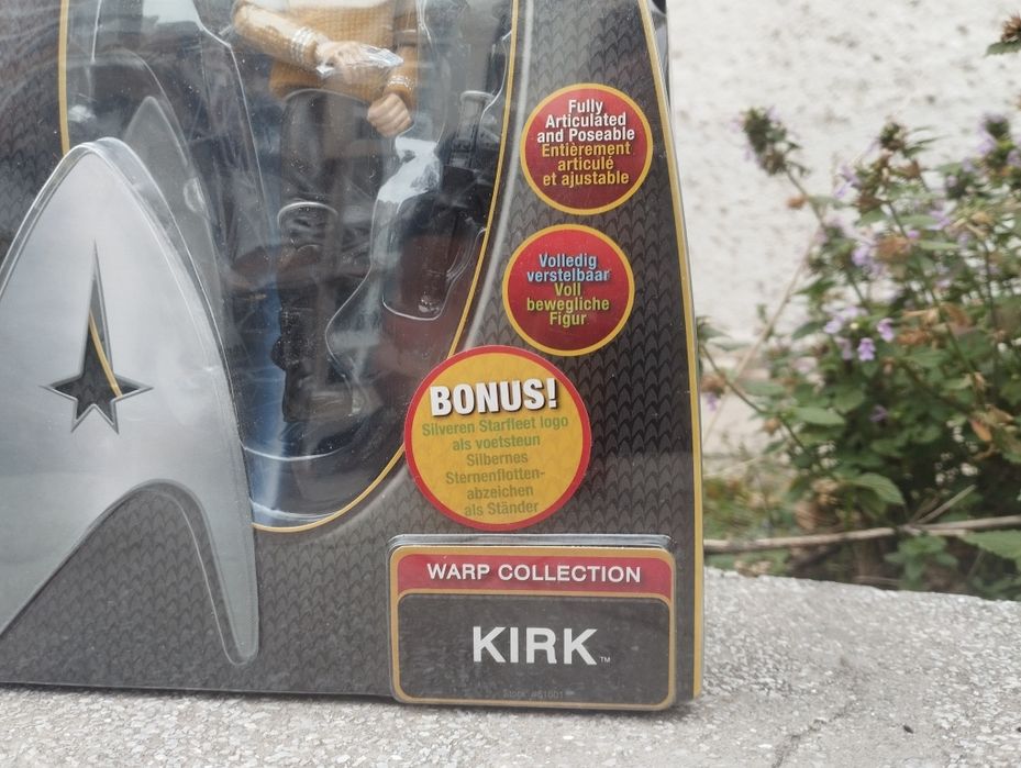 Фигурка на капитан Kirk от Star trek