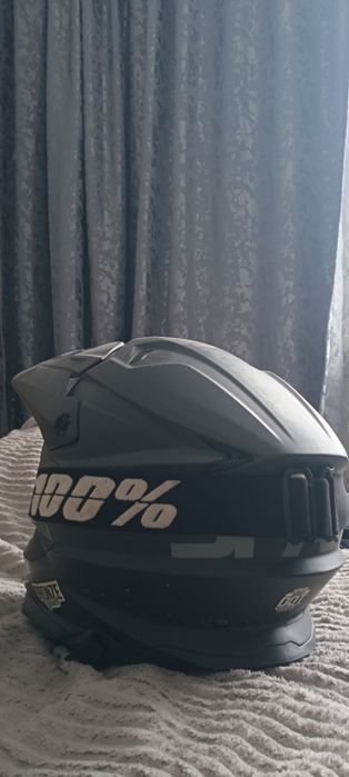 Продам мото шлем