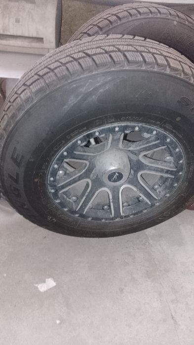 Продам комплект колёс