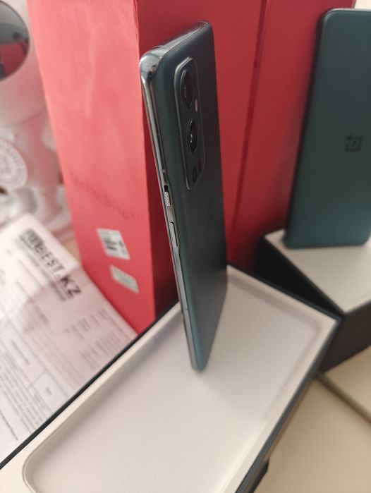 Продам One Plus 9 Pro 5G 24/256gb.