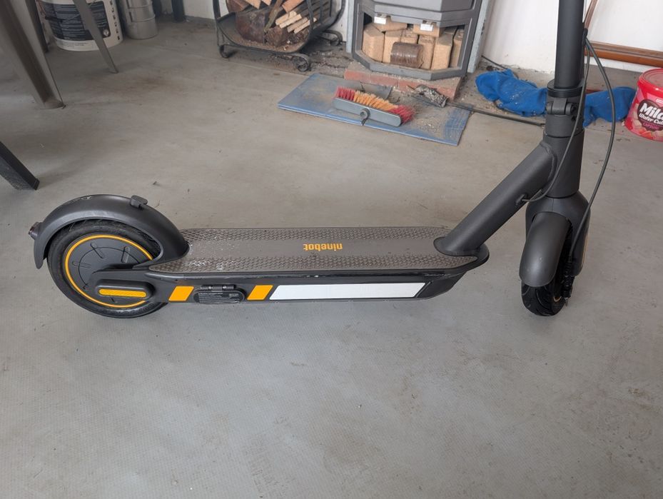 Ninebot Kickscooter G30 Max