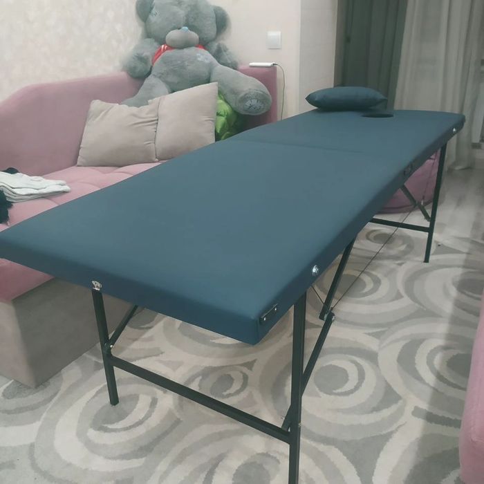 Кушетка для массажа и косметологии