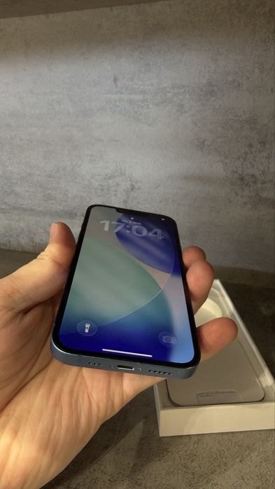 Iphone 13 128 sotladi