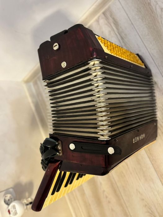 Acordeon Hohner 80 basi