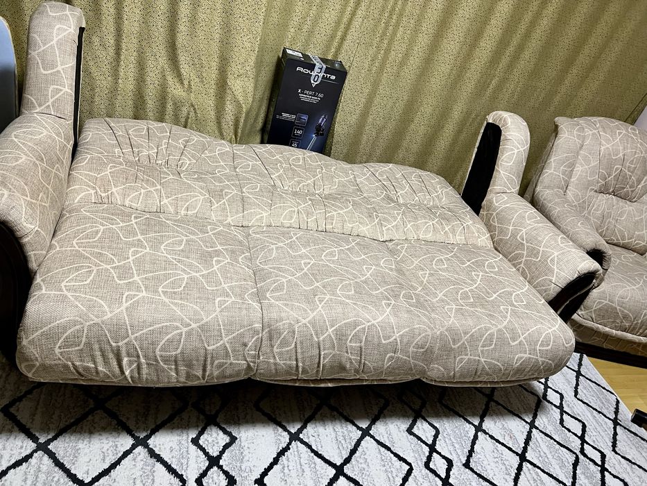 vand canapea extensibila 3 pers + 2 fotolii bej crem
