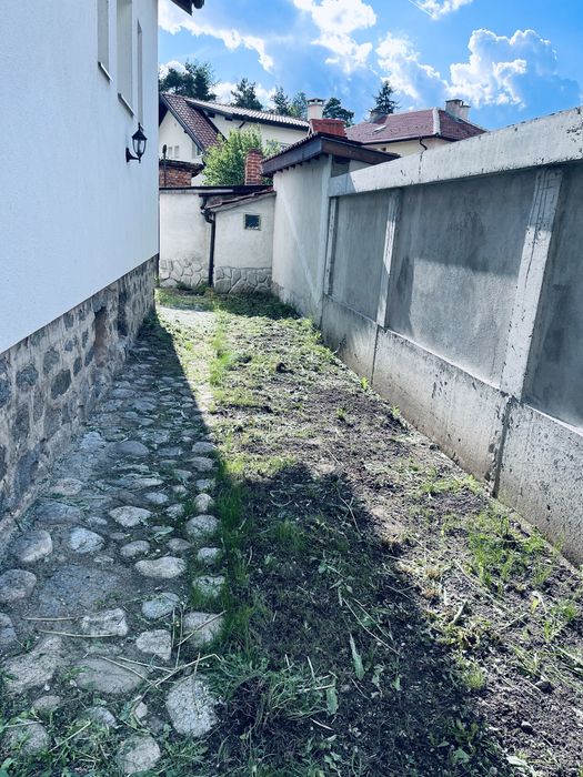 Касене и почистване на дворове