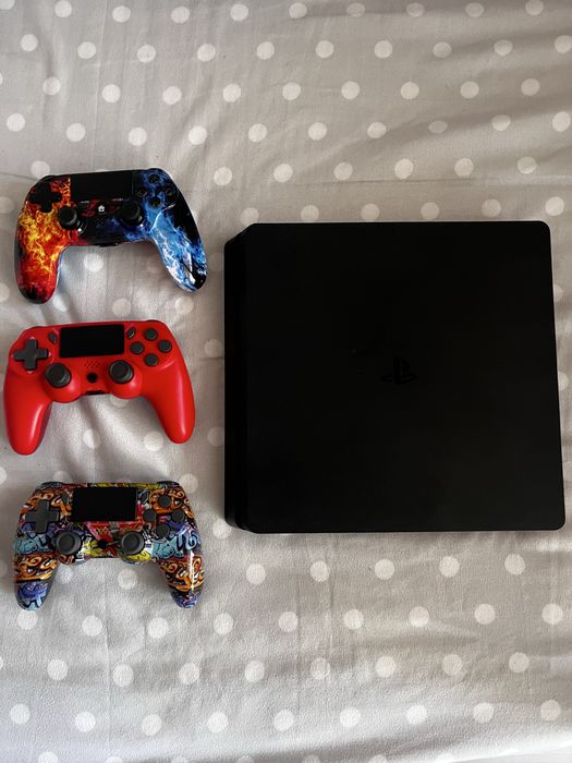 Vand PS4 slim 500GB