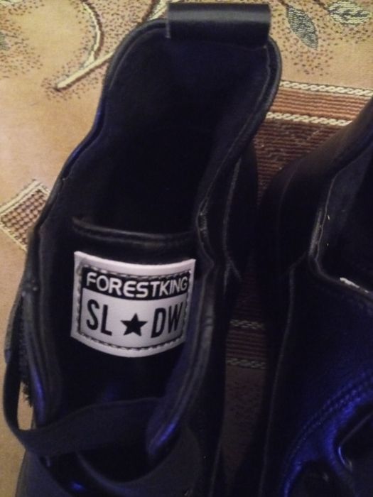 Продаются ботинки в отличном состоянии