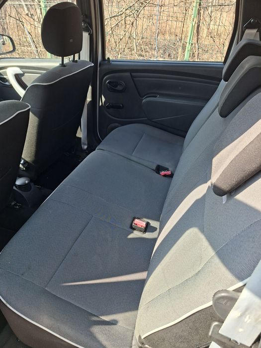 Dacia Logan 1.6 MPI 7 locuri