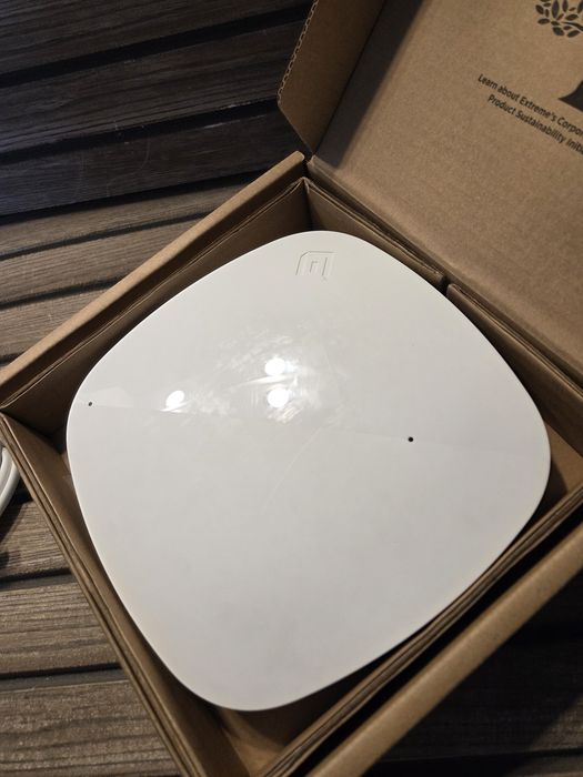Access point profesional/enterprise Extreme Networks AP4000-WW WiFi 6E 3.9Gbps PoE – complet, testat, 100% FUNCȚIONAL