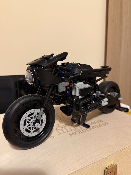Lego Technic Motocicletă Batman 42155