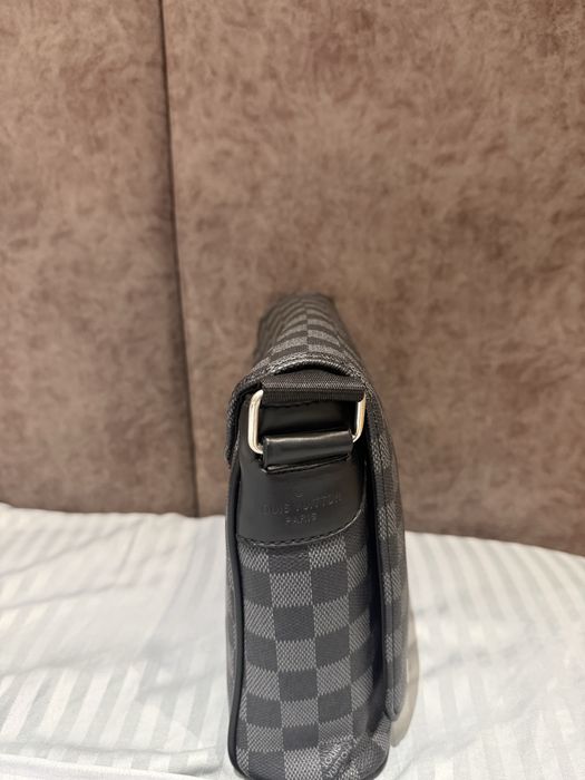 Louis Vuitton Messenger Bag