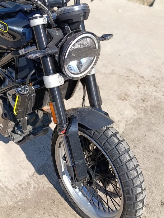Husqvarna Svartpilen 401 an 2020