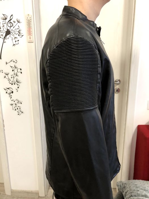 Geacă bărbătească M din piele ecologică, stare impecabilă