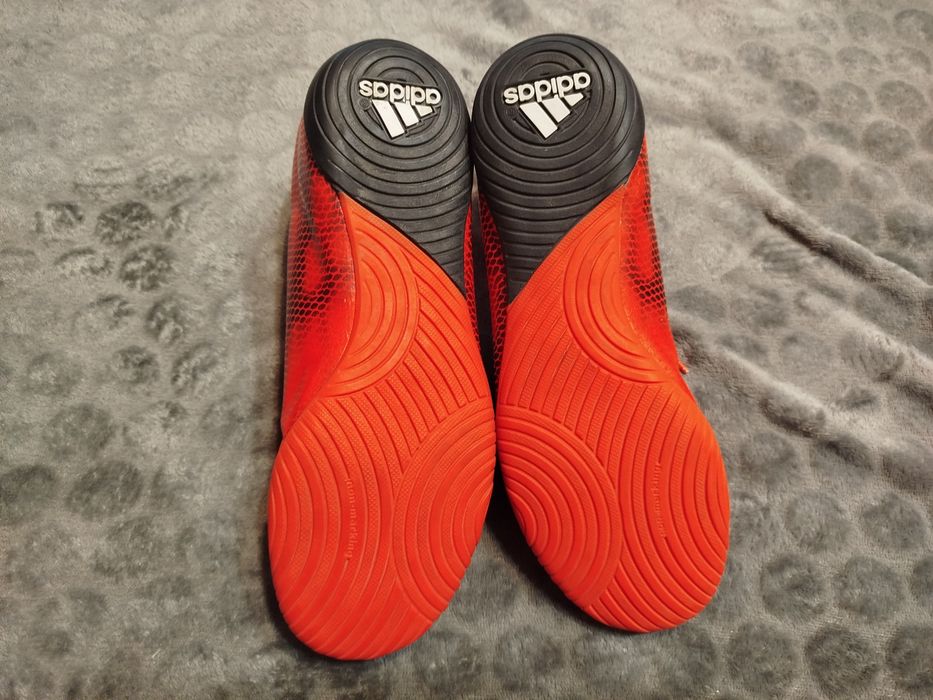 Адидас F10-кожени маратонки 38 номер