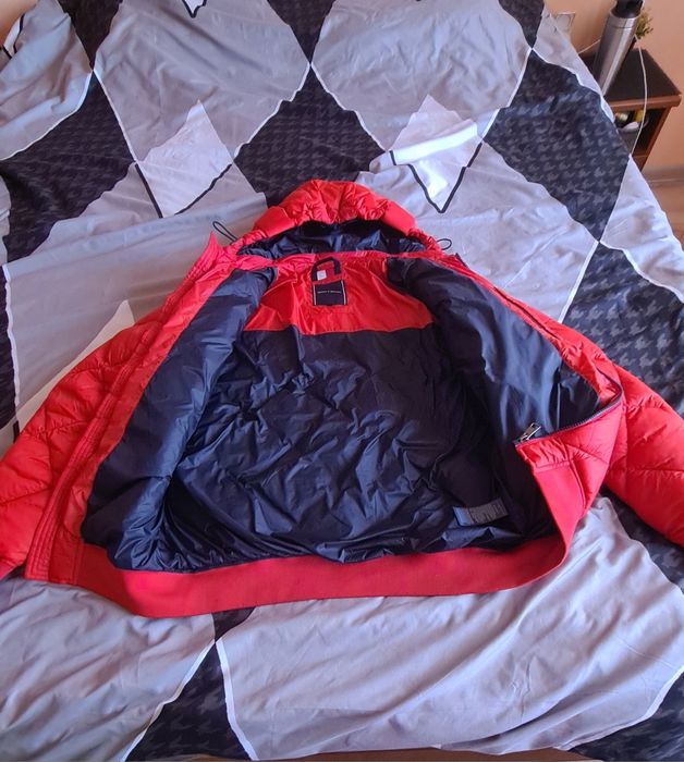 Яке Tommy Hilfiger