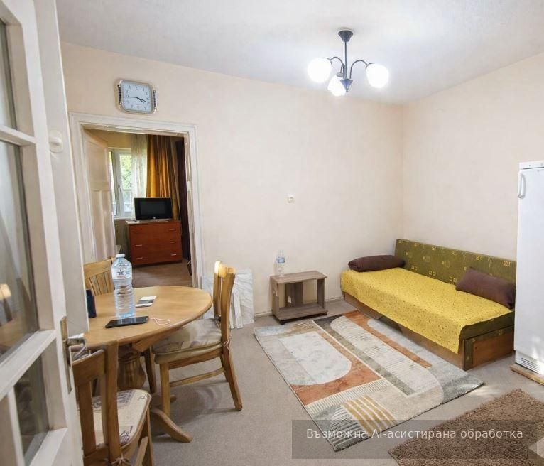 Дава се под наем Къща в Варна, Зимно кино Тракия - 50 кв.м за 398.82 € - Снимка #1