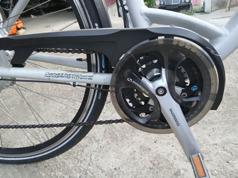 Vând bicicleta Diamant electrica