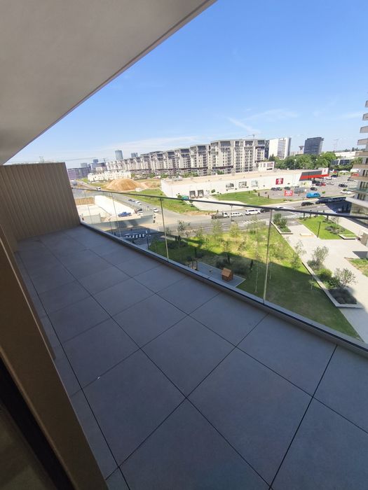 Apartament Premium de Vânzare –One High District | Etaj 5 | Terasă 15 mp | Parcare Inclusă