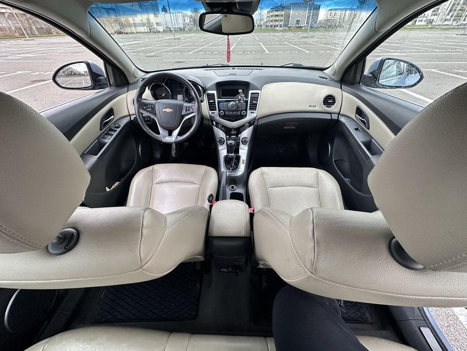 Vand Chevrolet Cruze LT Impecabil