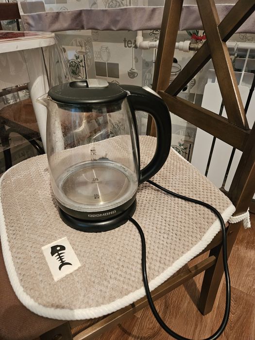 Продам чайник электрический