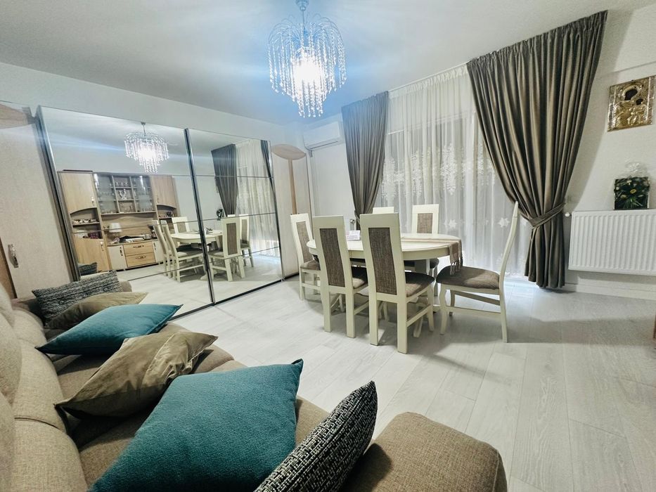 Vând apartament Bucium Visani